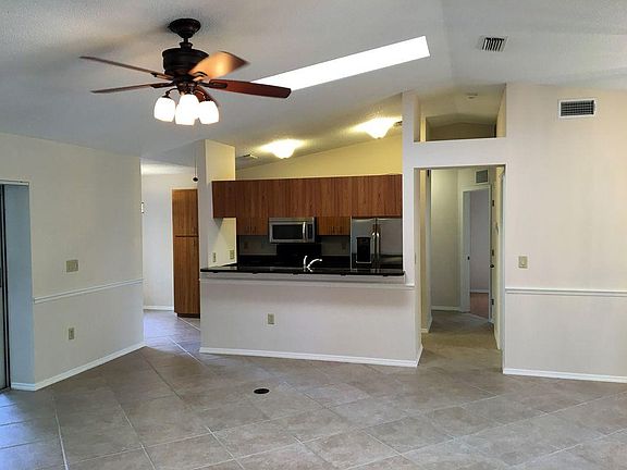 2nd image of 2278 Cork Oak St