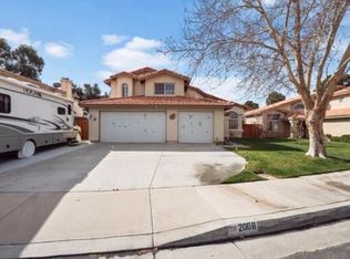 2006 E Ivesbrook St, Lancaster, CA 93535