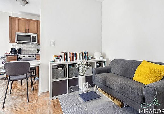3rd image of 542 E 79th St APT 5B