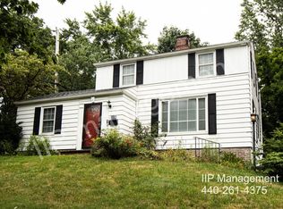 20789 Halworth Rd, Shaker Heights, OH 44122