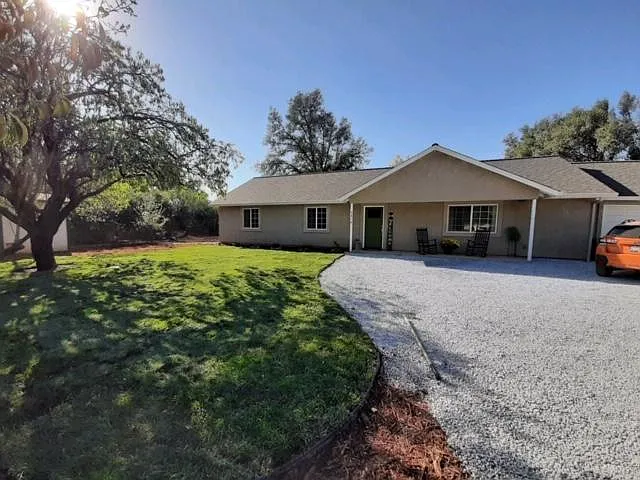 3314 Greengate Rd photo 1