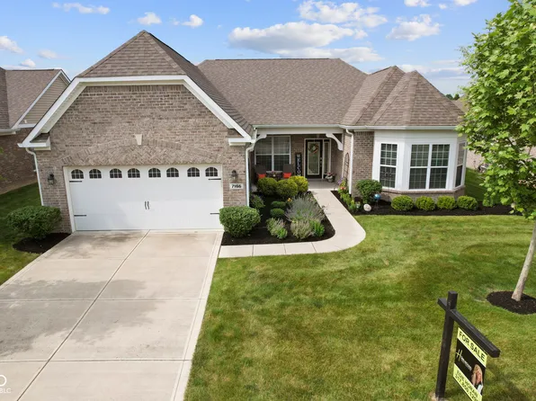7166 W Mayer Dr, Greenfield, IN 46140