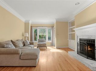 2 Pine Brook Ln, Darien, CT 06820