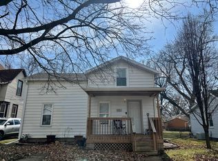 1406 W Chestnut St, Bloomington, IL 61701