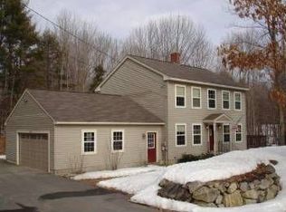 735 Webbs Mills Rd, Raymond, ME 04071