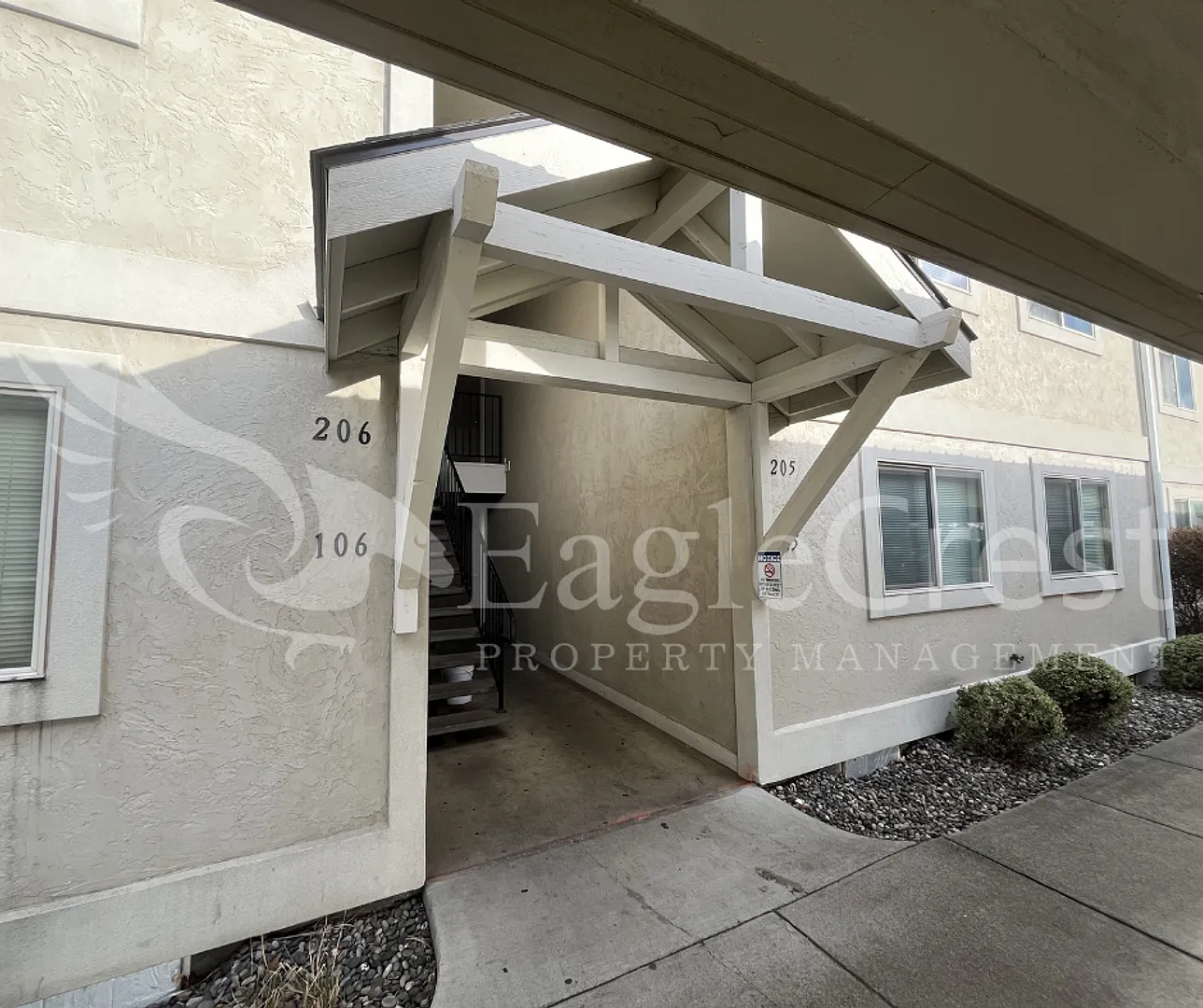 Availability at the Vineyards! 2 Bedroom 2 Bath ~ 2nd Floor Apartment 200.00 Off 2nd Months Rent** — Photo 4