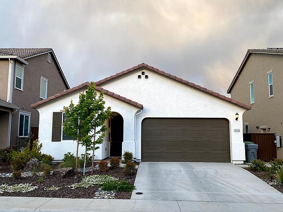 2nd image of 3428 Coyote Brush Dr