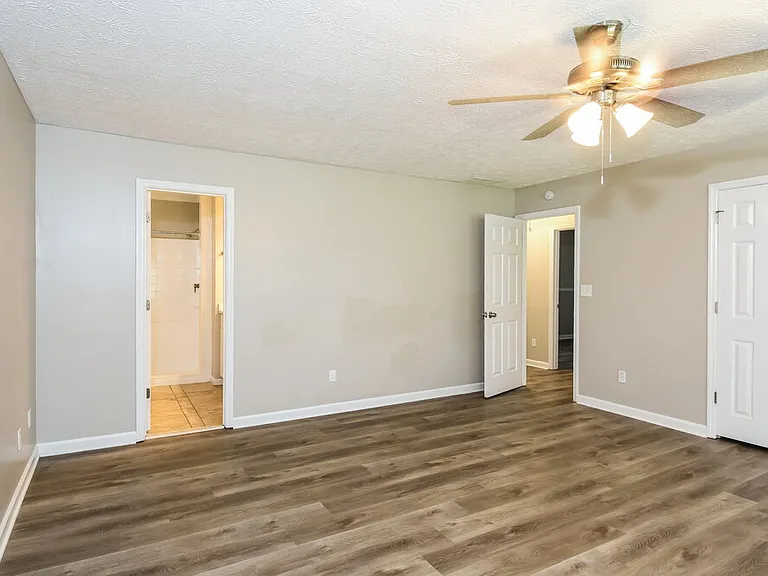 4936 Condor Pl NE — Photo 12