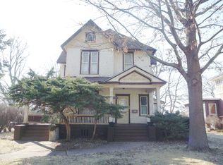 794 N Academy St, Galesburg, IL 61401