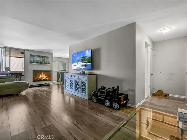 570 W Stocker St Unit 101, Glendale, CA 91202