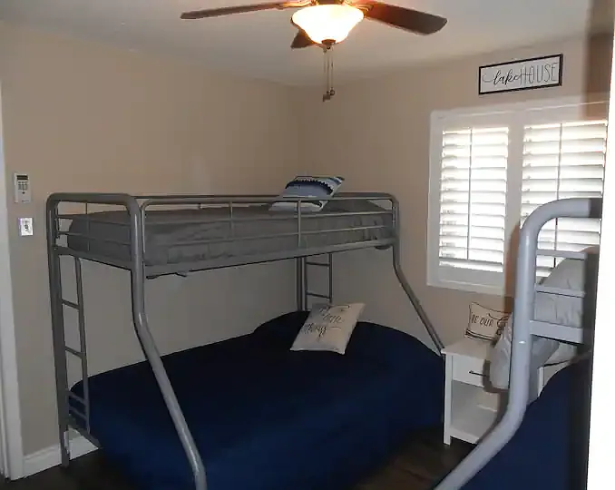 Guest bedroom 2b