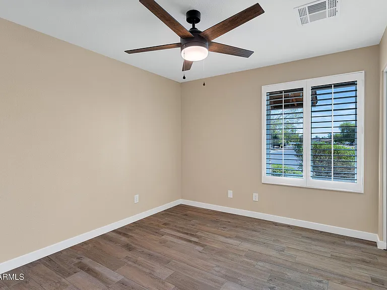 18408 N 46th Dr — Photo 25