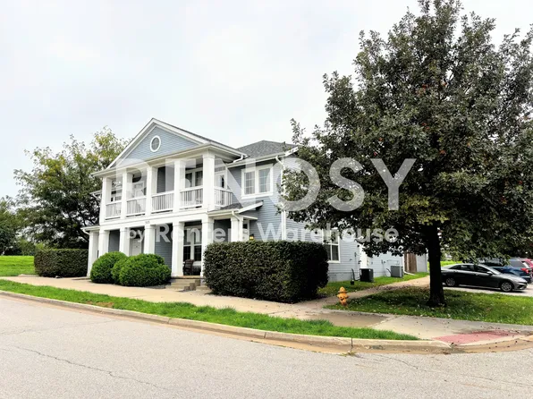505 S Granite Way Unit 201, West Des Moines, IA 50266