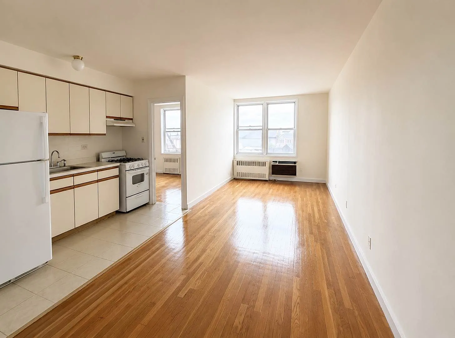 601 Avenue X — Photo 1