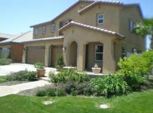 3074 Blue Cascade Dr, Perris, CA 92571