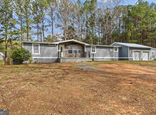 111 Oak Ln, Eatonton, GA 31024