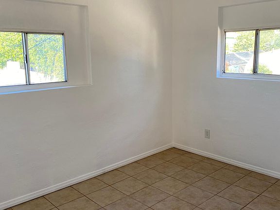 4th image of 239 S 35th St