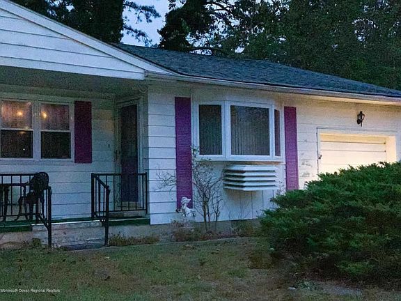 2nd image of 8 Washington Blvd #A