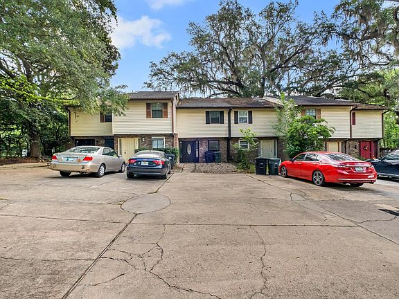 2nd image of 1463 Fisher Ln