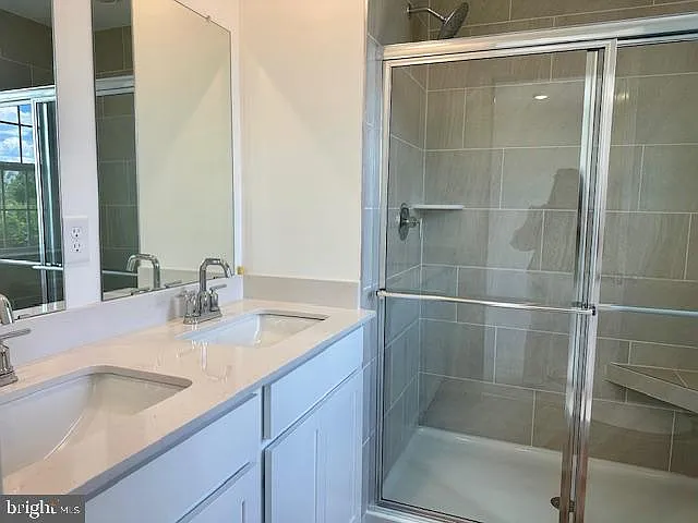 119 W End Ave — Photo 28