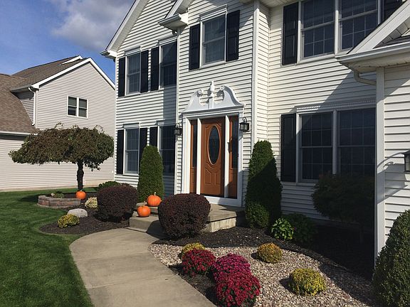 2nd image of 3704 Kelsey Ln