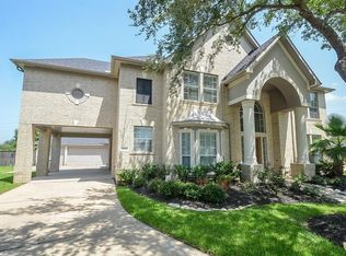 5406 Emerald Pointe Ln, Sugar Land, TX 77479