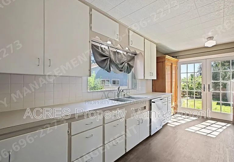 15446 21st Ave SW — Photo 11