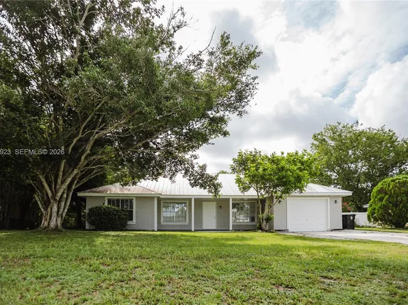 274 SW Bridgeport Dr, Port Saint Lucie, FL 34953