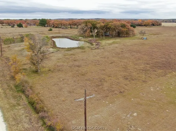 Winstead Ln, Calvert, TX 77837