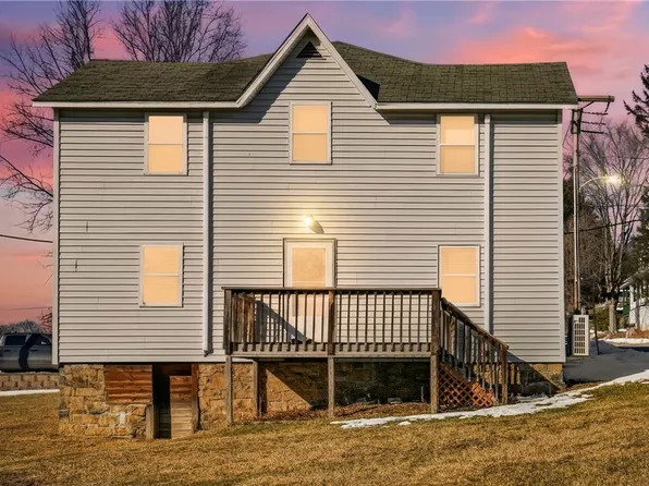 365 Light St, Meyersdale, PA 15552