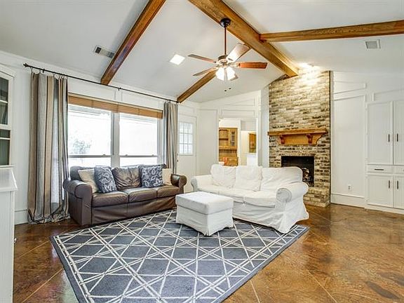 4th image of 608 Birch Ln