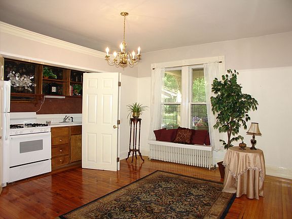 Second Kitchen