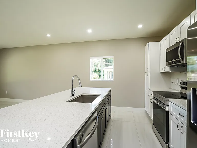 314 Hamilton Ave — Photo 7