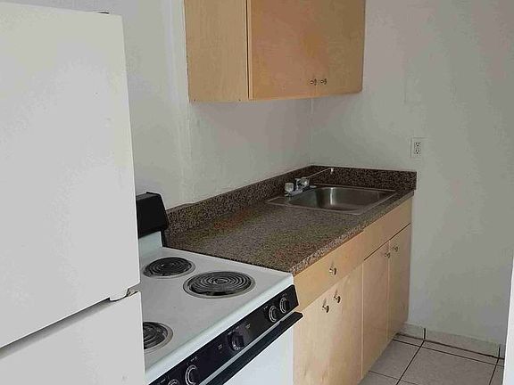 5th image of 5125 NW 24th Ave