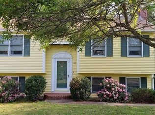 40 May St, Wrentham, MA 02093