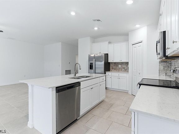 5th image of 13963 Buckingham Oak Dr
