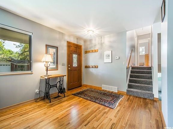 4th image of 2775 E Loredell Dr