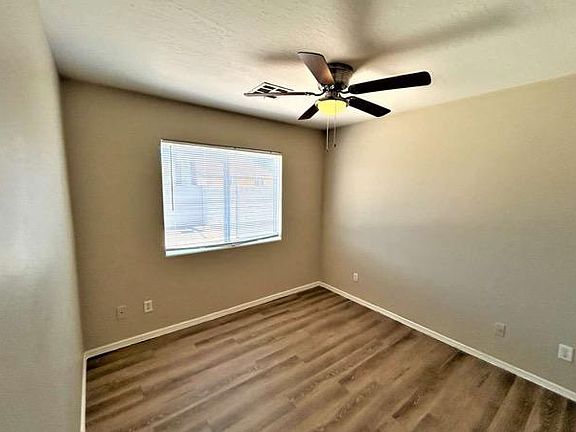 4th image of 625 W Romley Ave #1