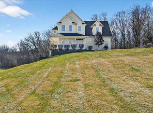 4502 Stone Ridge Rd, Crestwood, KY 40014