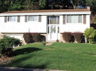 80 York Dr, Pittsburgh, PA 15214