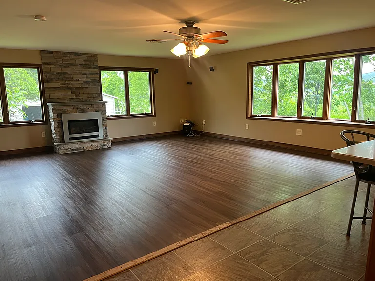 1015 Old Highway Rd — Photo 4
