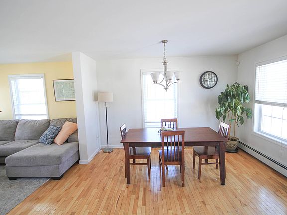 5th image of 64 Wardtown Road