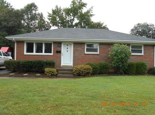 1530 Anna Ln, Louisville, KY 40216
