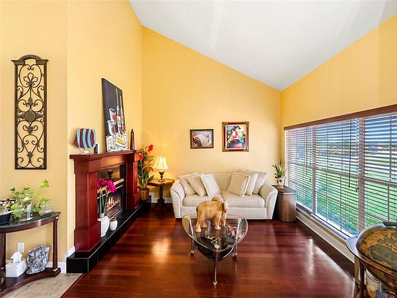 4th image of 936 ALLEGRO LANE