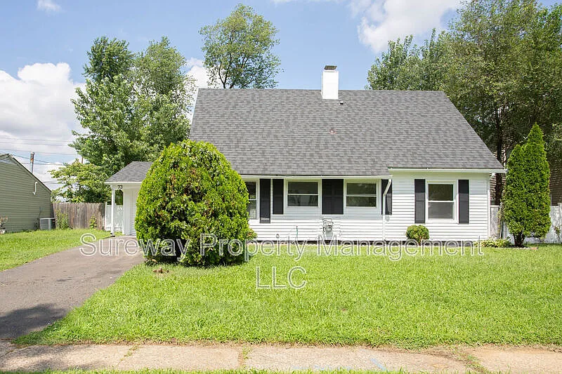 73 Somerset Dr