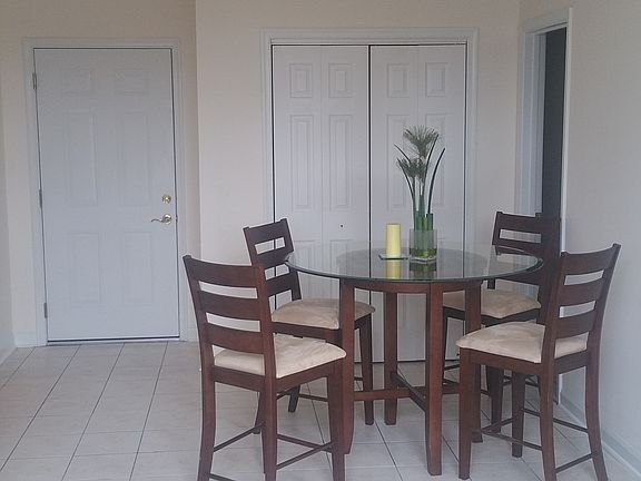 4th image of 107 N School St APT 1C