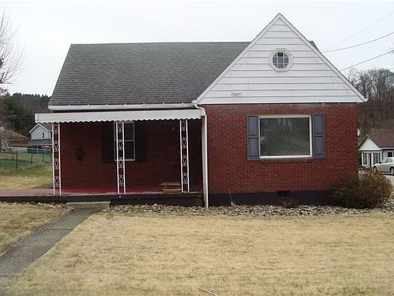 2nd image of 100 Cort St