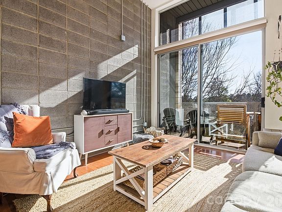 2nd image of 2116 McClintock Rd #123