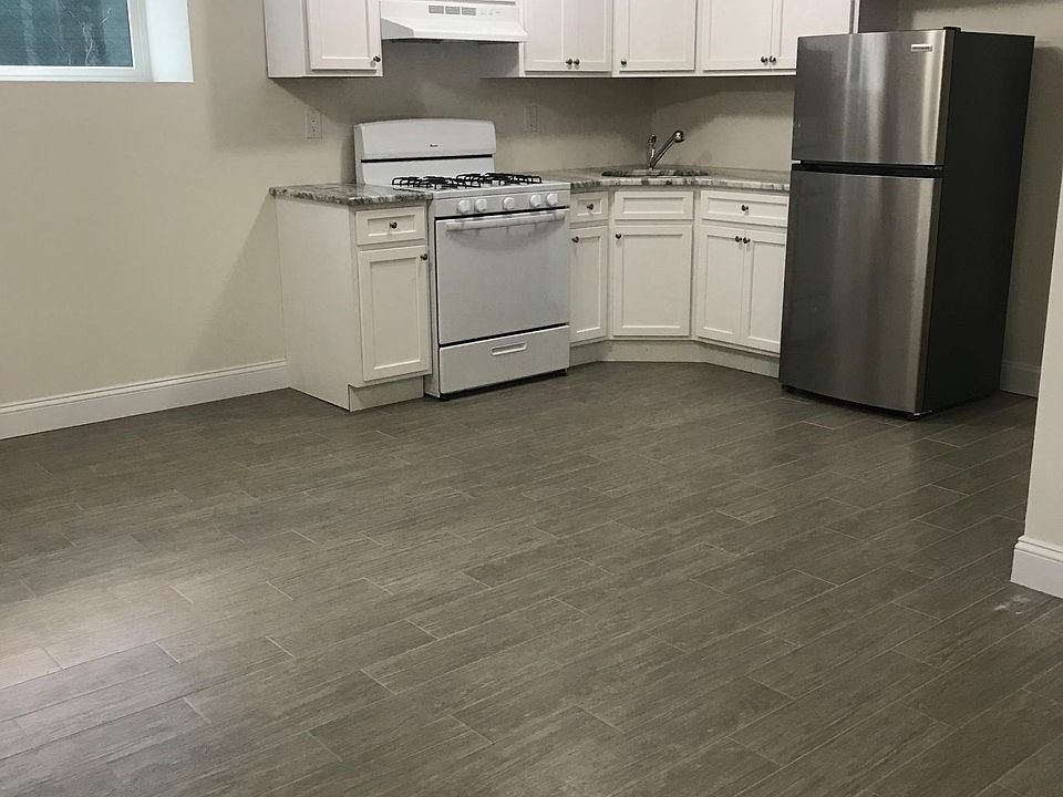 1st image of 99 Connecticut St #1