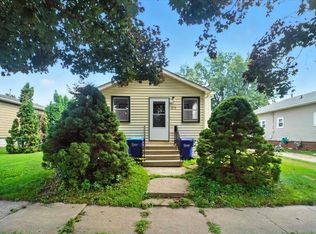 219 2nd Ave NE, Oelwein, IA 50662